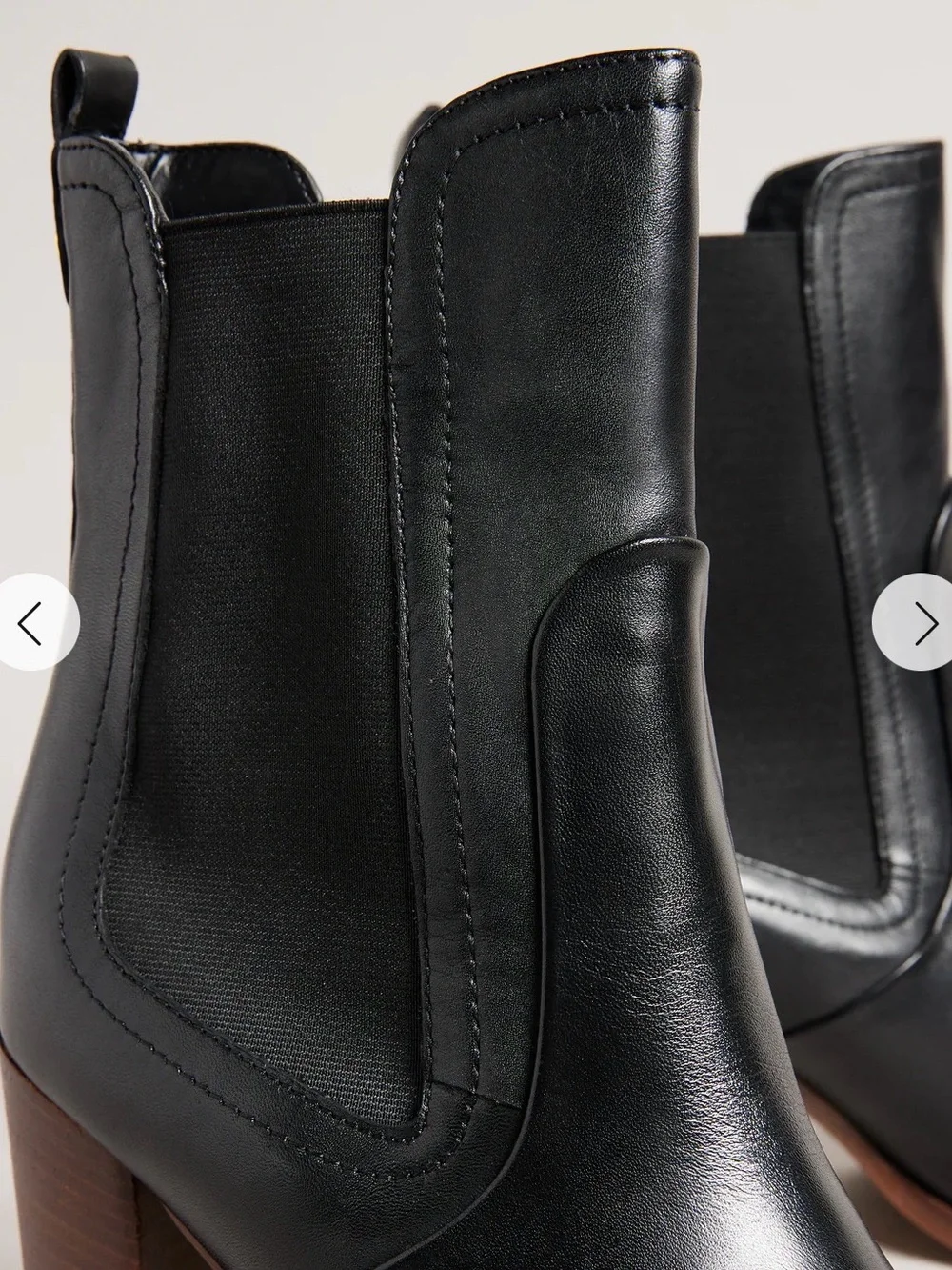 Ted Baker London Black Leather Chelsea Block Heel Ankle Boot Classic Timeless